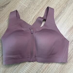 Lululemon womens Enlite Bra *Zip Front Red Dust size 32D workout gym yoga
